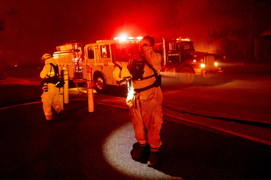 [ẢNH] 44 người chết, cháy rừng ở California chưa bao giờ kinh hoàng đến thế